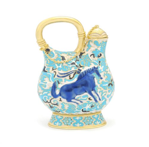 Teapot With Completion Horse